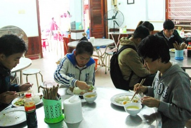 Cơm chay 5 nghìn đây !